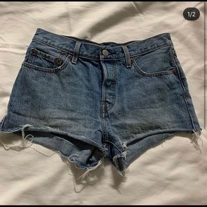 Levi’s 501 denim shorts